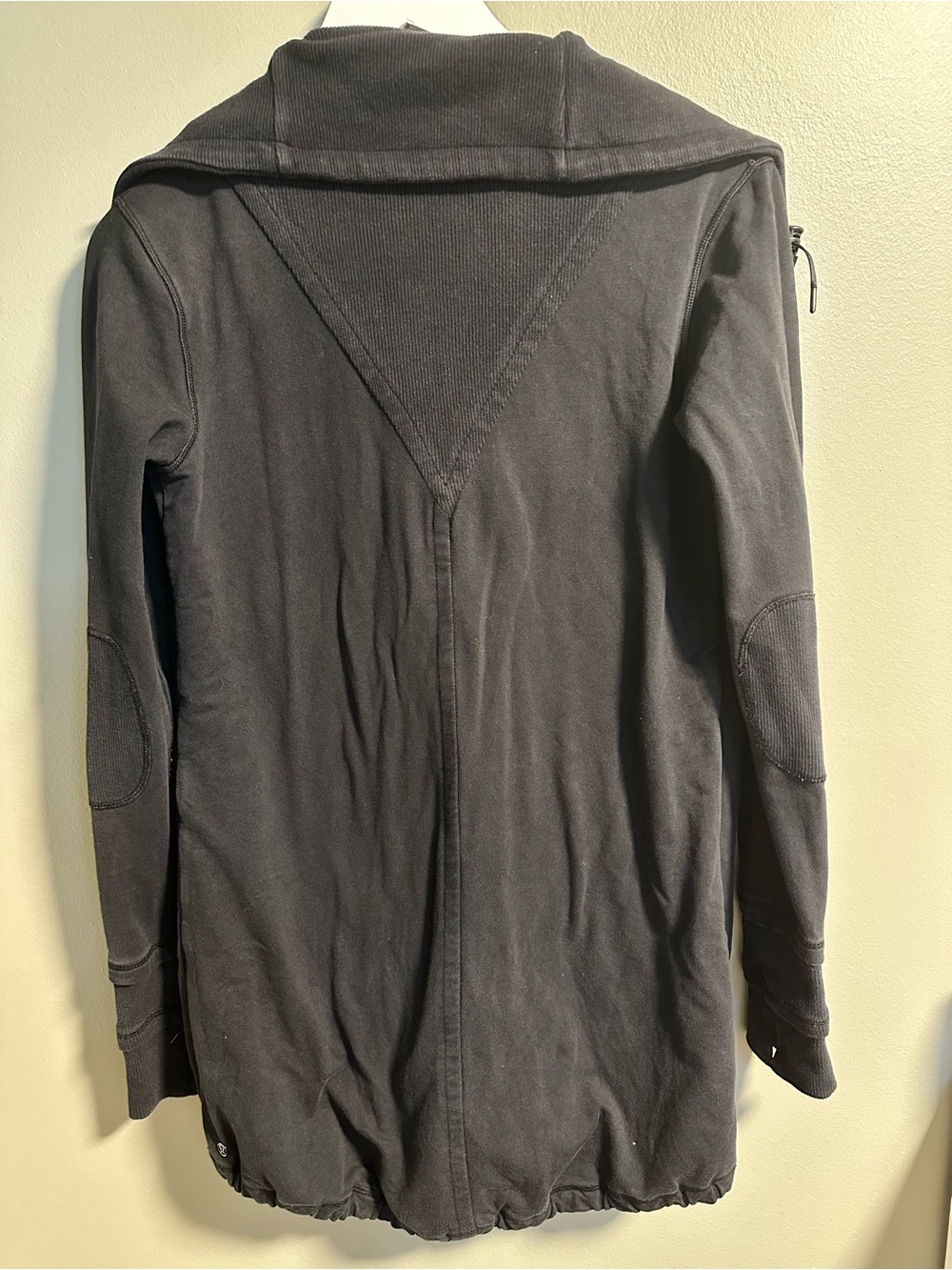 Lululemon Gratitude Wrap in Black Size 8 - Picture 8 of 10